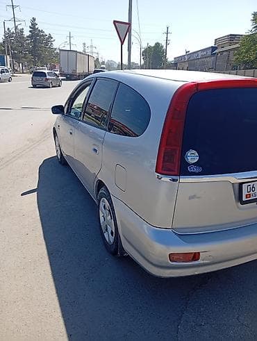 lexus altezza: Honda Stream: 2003 г., 0.2 л, Механика, Бензин, Минивэн — 4