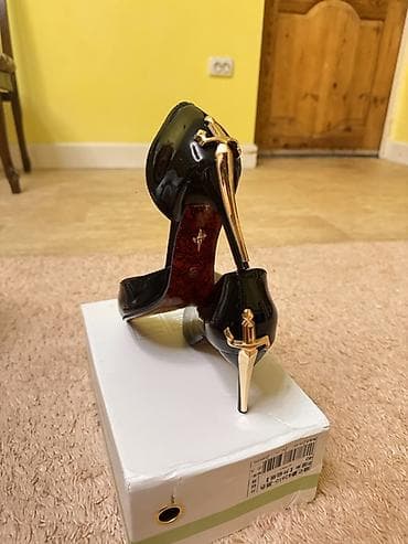 высокие каблуки: Туфли, 38, Christian Louboutin, Новый, цвет - Черный, Самовывоз — 6