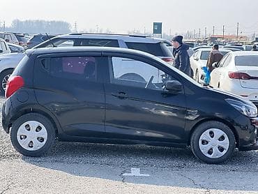 Chevrolet: Chevrolet Spark: 2018 г., 1 л, Автомат, Бензин, Хэтчбэк — 4