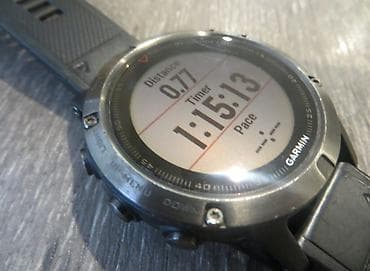 Garmin: Garmin Fenix 5 — 2