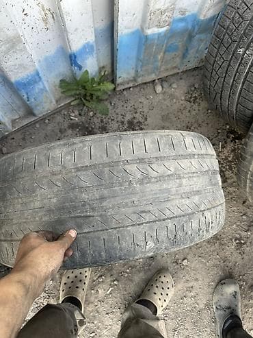 80 б4: Летние шины 255/40 R20 101Y XL

Есть дефект на одной — 4