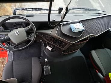 решетка демио: Тягач, Volvo, Шторный — 4