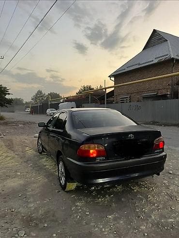 d 4d: Toyota Avensis: 2002 г., 1.8 л, Ручные, Бензин, Седан — 2