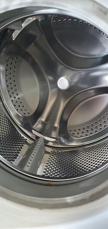 Стиральные машины: Стиральная машина Indesit WIL82X - Фронтальная загрузка - Барабан из — 4