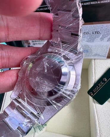 часы новые почти: Rolex Submariner. Швейцарский механизм Swiss ETA Cal.3135. Часы — 3