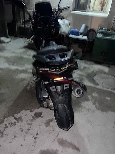 Мототехника: Макси-скутер 150 куб. см, Бензин, Б/у — 4