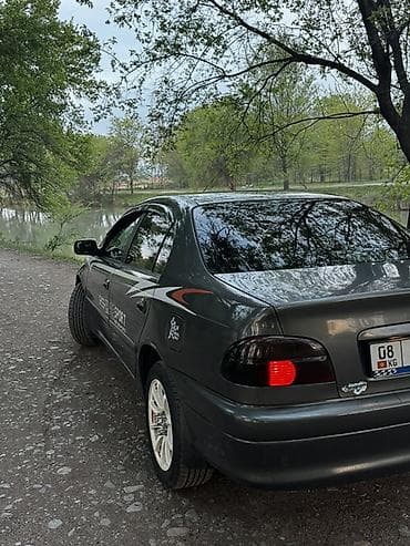нюрайс машина: Toyota Avensis: 2003 г., 2 л, Механика, Дизель, Седан — 10