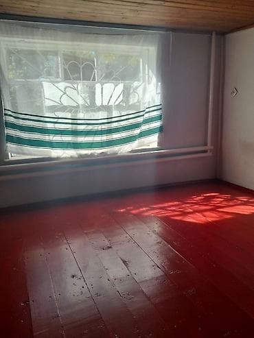 4 комнатный: Дом в центре г. Чолпон-Ата - Участок 4 сотки, огороженный двор, въезд — 3