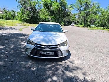 Транспорт: Toyota Camry: 2017 г., Седан — 1