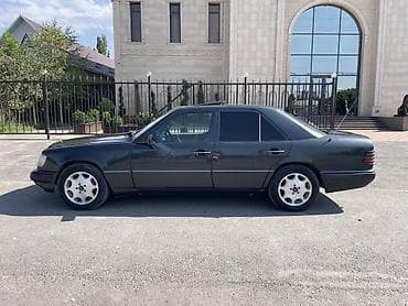 hero 4: Mercedes-Benz W124: 1994 г., 2.2 л, Механика, Седан — 4