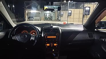 bmw ф10: Toyota Corolla: 2008 г., 1.6 л, Робот, Бензин, Седан — 3