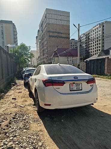 мини лабо электромобиль: Toyota Corolla: 2021 г., 1.8 л, Робот, Электромобиль, Седан — 4