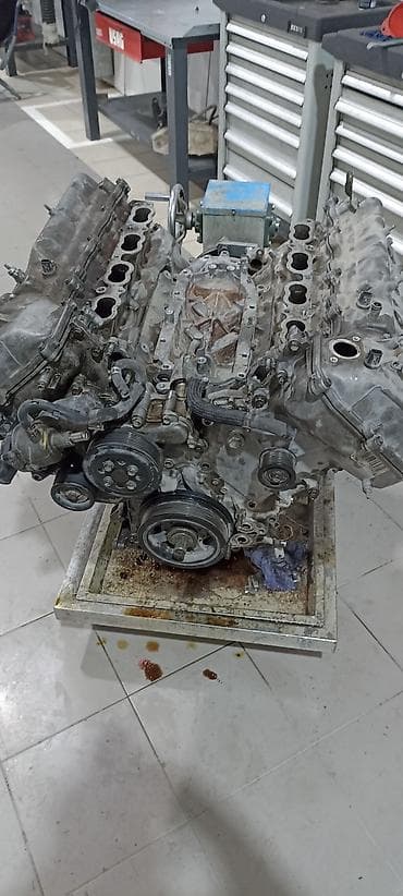 tundra: Бензиновый мотор Toyota 5.7 л — 5