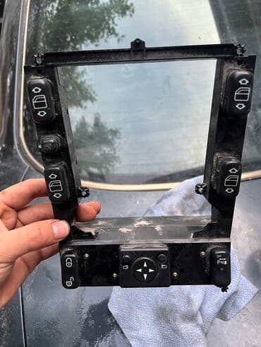 W163 кнопки стекло подъемника
Память сидений w210 2200 at lalafo.kg W163 кнопки стекло подъемника
Память сидений w210 2200