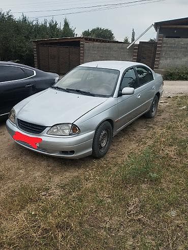 Toyota Avensis: 2002 г., 0.2 л, Механика, Дизель, Седан — 2