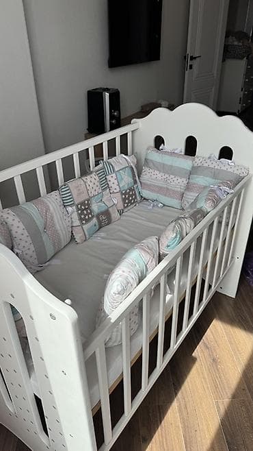 Балдар үчүн кошумча коюлган керебет, Дөңгөлөксүз, түсү - Ак — 2