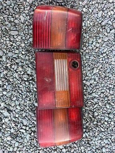 некся 2 фара: Задние фонари для автомобиля (комплект из 3 секций) - Тип — 1