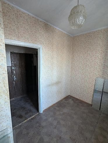 Недвижимость: 2 комнаты, 43 м², Индивидуалка, 8 этаж, Старый ремонт — 4