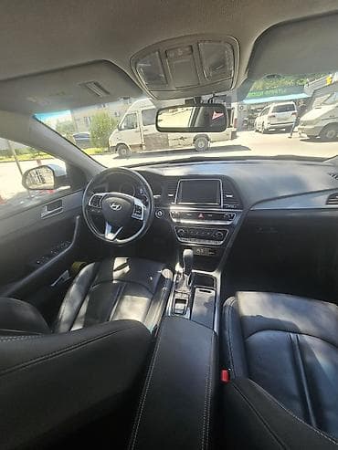 114: Hyundai Sonata: 2018 г., 2 л, Бензин — 10