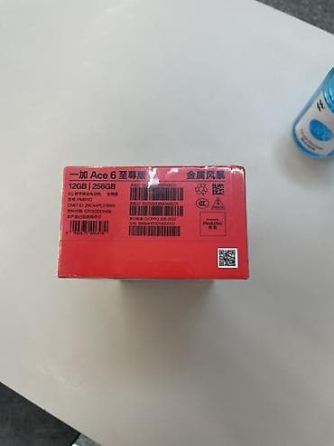 iphone 1e: OnePlus Ace 6 — версия 至尊版 (Ultimate). Конфигурация памяти: 12 ГБ — 2