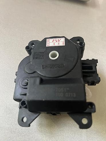 Сервопривод заслонки печки горячий _холодный rx300 клейма 7