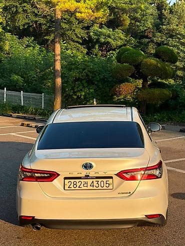 corolla e120: Toyota Camry: 2021 г., 2.5 л, Автомат, Гибрид, Седан — 5