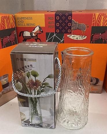 Стеклянная ваза QIAOZHIYA (Beautiful Vase) с фактурной волнистой