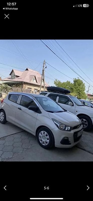 Продажа авто: Chevrolet Spark: 2016 г., 1 л, Автомат, Бензин, Хэтчбэк — 1