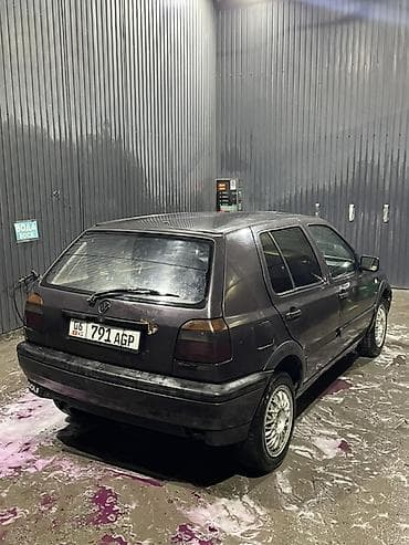 салон на гольф 4: Volkswagen Golf: 1992 г., 2 л, Ручные, Бензин, Хэтчбэк — 5