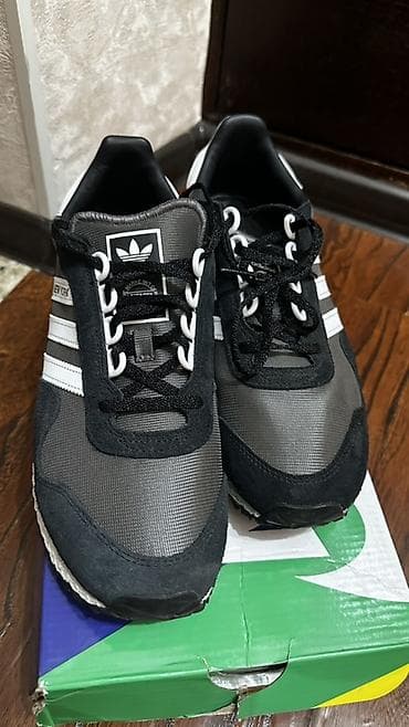 apple watxh: Мужские кроссовки, 42.5, Adidas Originals, Новый, цвет - Серый, Самовывоз, Платная доставка — 1