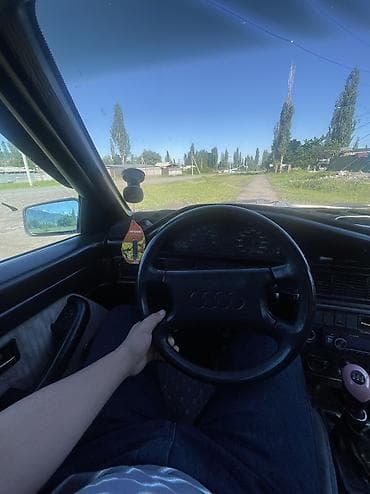 пот выкуп авто: Audi 100: 1990 г., 2.3 л, Механика, Бензин, Седан — 7