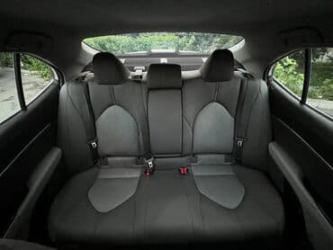 corolla runx: Сдам в аренду. Тойота камри 70. Гибрид. 2018. По суточно.Возраст выше — 4