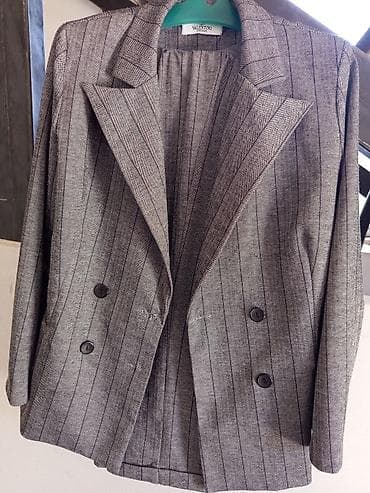 Набор женской одежды — 4 предмета: 1) Пиджак в полоску VALENTINO -