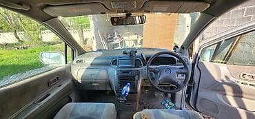 саласки на бампер: Nissan Liberty: 2001 г., 2 л, Автомат, Бензин, Минивэн — 4