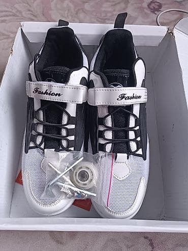 Боз үй: Кроссовки-ролики (роликовые кроссовки) с выдвижными колесами - Цвет — 1