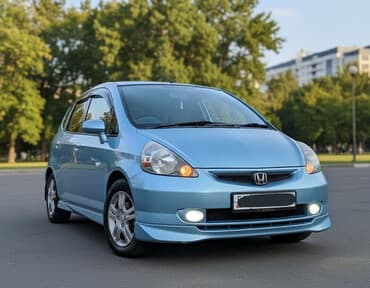 меняю дом на машину: Honda Fit: 2003 г., 1.3 л, Вариатор, Бензиновая, Хэтчбэк — 1