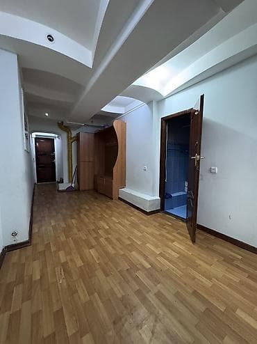квартираы: 4 комнаты, 87 м², Индивидуалка, 8 этаж, Старый ремонт — 1