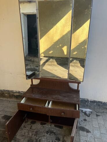 зеркала бу для дома: Срочно продаю 
Можем договорится — 2