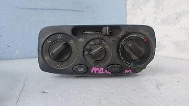 купить термобудка: Блок климат контроля Toyota 1998 г., Б/у, Оригинал, Япония — 2