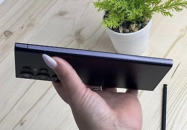 red megic: Samsung Galaxy S23 Ultra, Б/у, 256 ГБ, цвет - Черный, 1 SIM, eSIM — 3