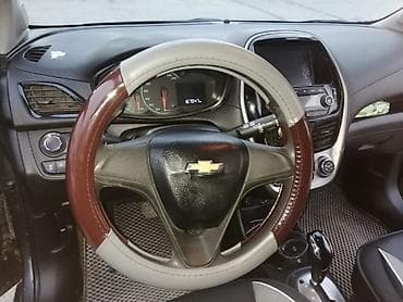 suzuki авто: Chevrolet Spark: 2017 г., 0.1 л, Автомат, Бензин, Хэтчбэк — 4