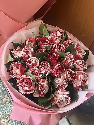 Красивый букет из роз