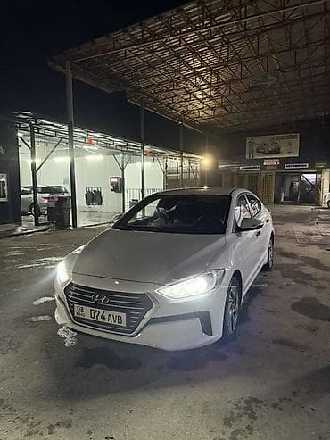 Hyundai Elantra: 2019 г., 1.6 л, Автомат, Гибрид, Седан