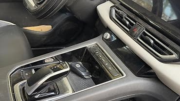 сколько стоит лексус 570 в долларах: Dongfeng : 2019 г., 1.6 л, Автомат, Электромобиль, Седан — 4