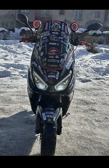 скутер водный: Продаю скутер Макси 🏍️ 2025 года новый ✅ Пробег 1900 км ✅ Все — 3