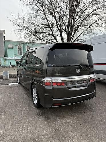 sudaru forester: Honda Stepwgn: 2008 г., 2 л, Автомат, Газ, Минивэн — 4