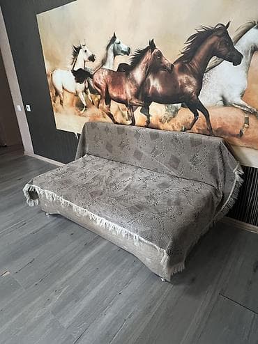 Прямой диван, Б/у