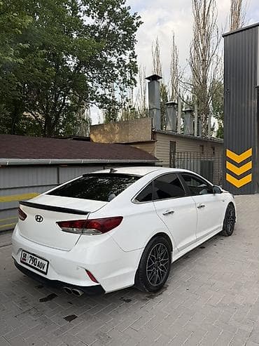 Hyundai Sonata: 2017 г., 2 л, Автомат, Газ, Седан
