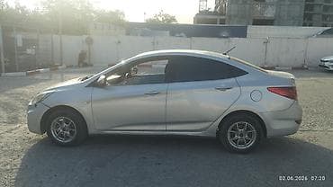 аксен: Hyundai Accent: 2011 г., 1.4 л, Механика, Бензин, Седан — 10
