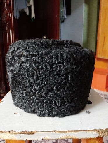 женские шапки бишкек: Черная зимняя шапка из меха каракульча — 1